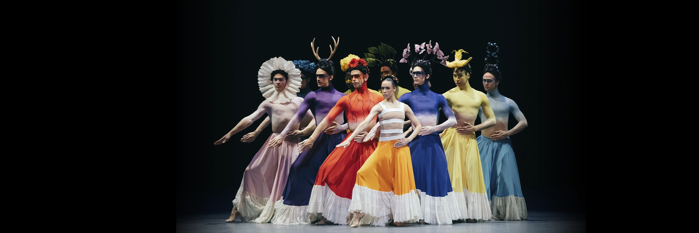 San Francisco Ballet in Lopez Ochoa's Broken Wings // © San Francisco Ballet, photo by Lindsey Rallo